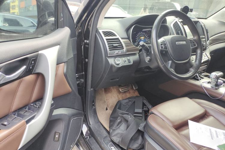 Used Haval H9 2017 2.0T Gasoline 4x4 Premium 5-Seater
