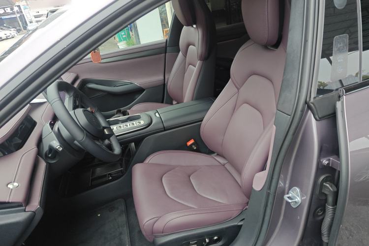 Used Xiaomi Auto SU7 2024 Four-Wheel Drive Ultra-Long Range Advanced Intelligent Driving Max Edition
