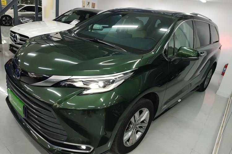 Used Toyota Sienna 2021 2.5L Hybrid Ultimate Edition