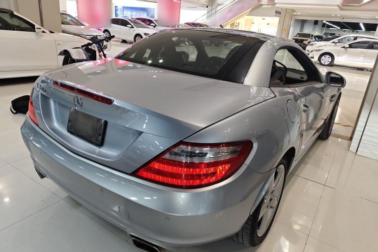 Used Mercedes-Benz SLK-Class 2011 SLK 200 Fashion Model
