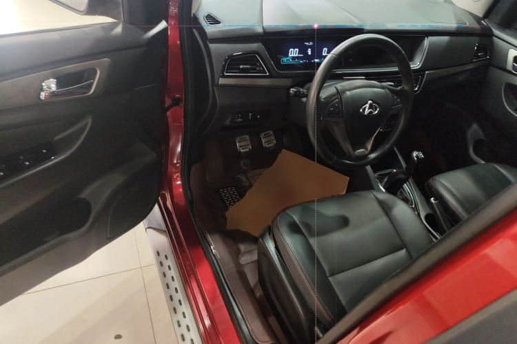 Used CHANGAN KAICHENG Oushang A600 2016 1.5L Manual Luxury 7-Seater Driver Seat