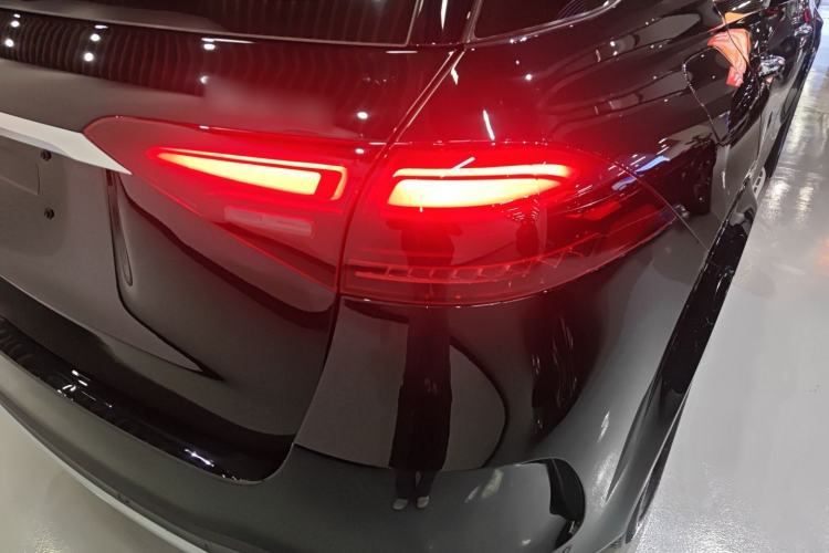 Used Mercedes-Benz GLE 2024 GLE 450 4MATIC Stylish Model
