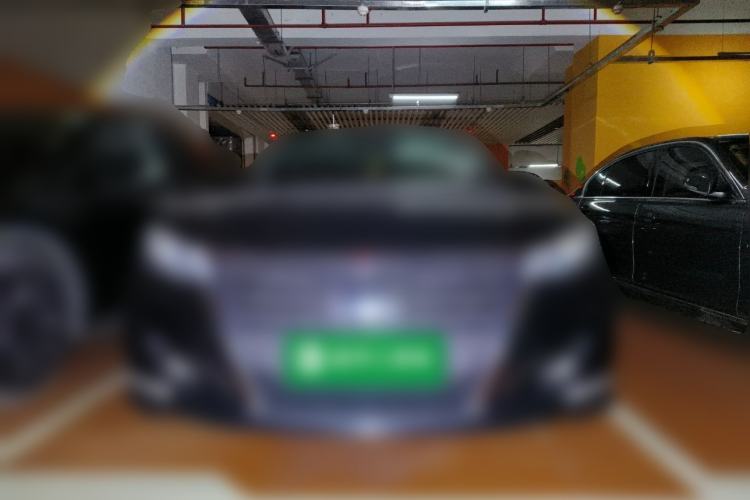 Used Toyota Crown 2015 2.0T Fashion Edition
