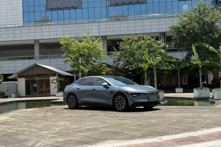 Used Zeekr 007 2025 Four-Wheel Drive Intelligent Driving Version 75 kWh
