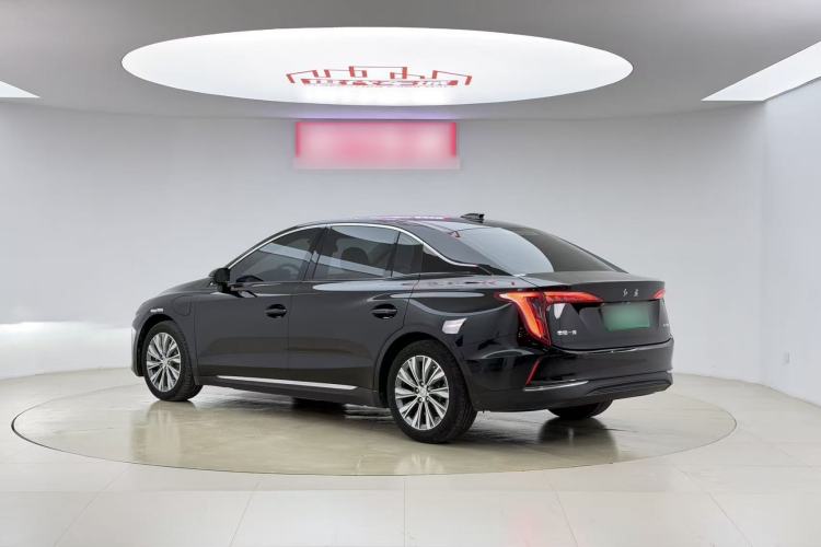 Used Hongqi E-QM5 2022 431 km Charge & Enjoy Edition