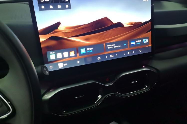 Used Geely Auto Cowboy 2025 1.5TD Fun-Offroad Version Audio And AC Panel