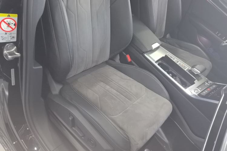 Used Audi A6L 2021 40 TFSI Luxury Dynamic Edition Right Front Seat