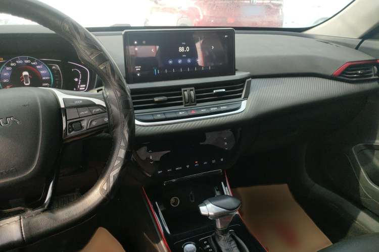 Used Dongfeng Aeolus Yixuan 2021 230T Automatic Glory Edition