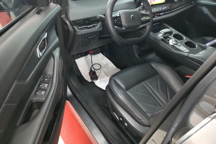 Used Changan UNI-K iDD 2023 Zhidian iDD 1.5T 135km Smart & Fun Model