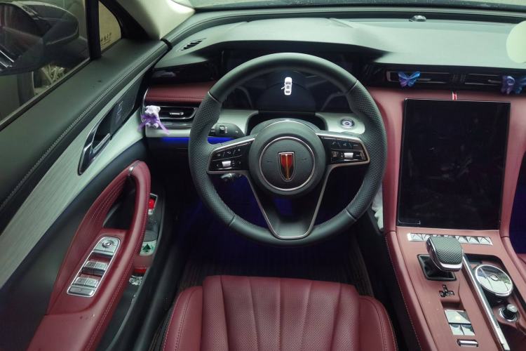 Used Hongqi H5 2024 2.0T Automatic Smart Connect Flagship Edition
