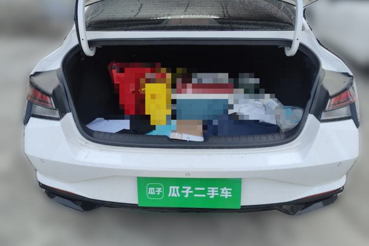 Used Hyundai Elantra 2021 1.5L CVT LUX Prestige Edition Trunk