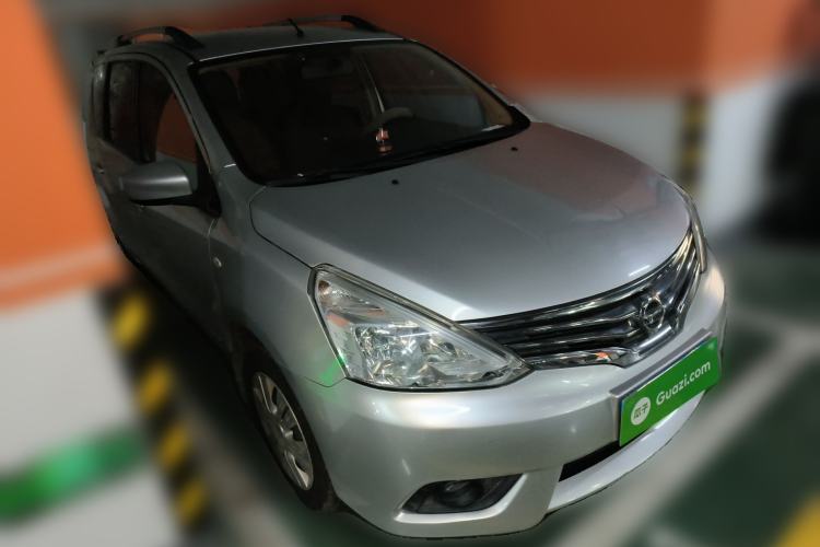 Used Nissan Livina 2013 1.6XE Manual Comfort Edition Front Right 45 Deg