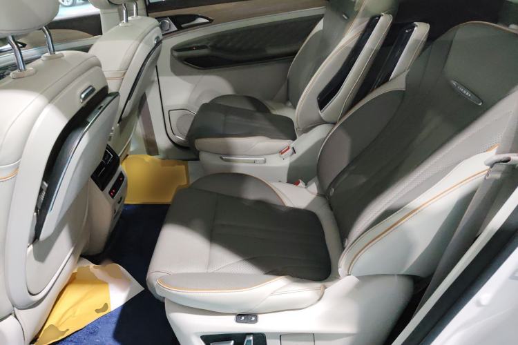 Used FORTHING Yacht 2022 1.5T DCT Chasing-the-Waves Edition