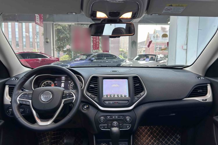 Used Jeep Cherokee 2017 2.4L Superior Edition