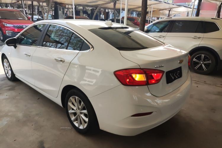 Used Chevrolet Cruze 2017 1.5L Manual Pioneer Edition Rear Left 45 Deg