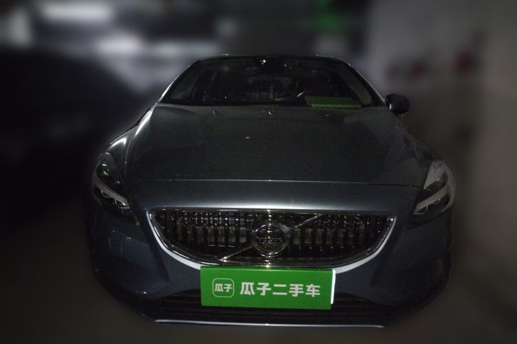 Used Volvo V40 2019 T3 Zhiyi Edition Front