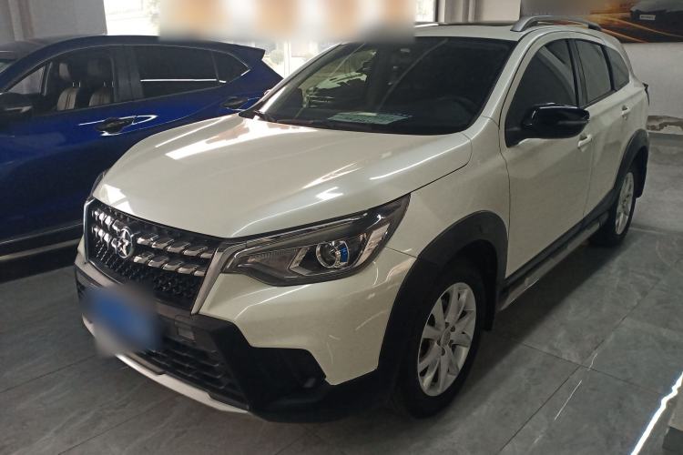 Used Venucia T70 2020 2.0L CVT Elite Edition China VI Standard