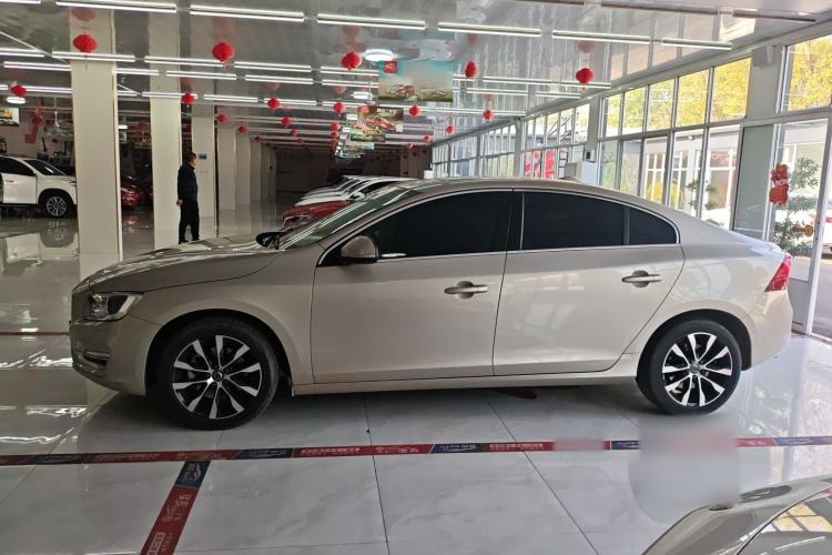 Used Volvo S60 2019 S60L T3 Intelligent Upgrade Edition

