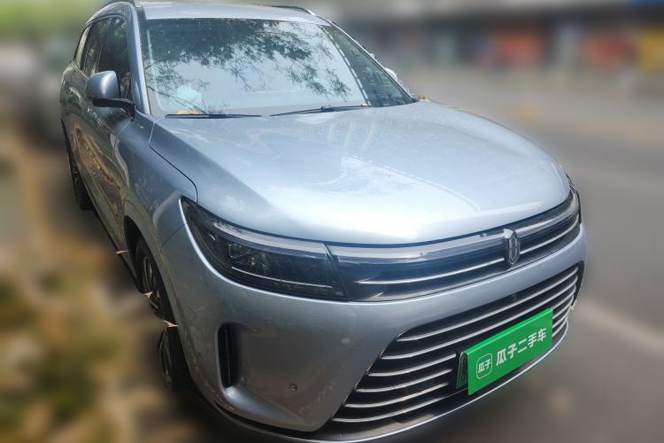 Used Hima AITO M7 2024 1.5T Rear-Drive Plus Version 5 Seats Front Right 45 Deg