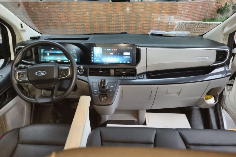 Used Ford Transit 2023 2.0T Gasoline Automatic Business & Travel Model Mid-axle Low-roof Design 7/8/9-Seater