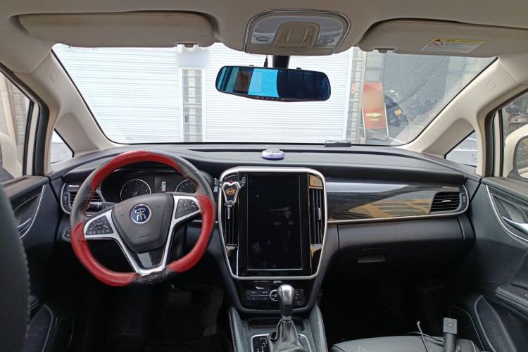 Used BYD Song MAX 2018 1.5T Automatic Smart Connect Luxury 6-Seater
