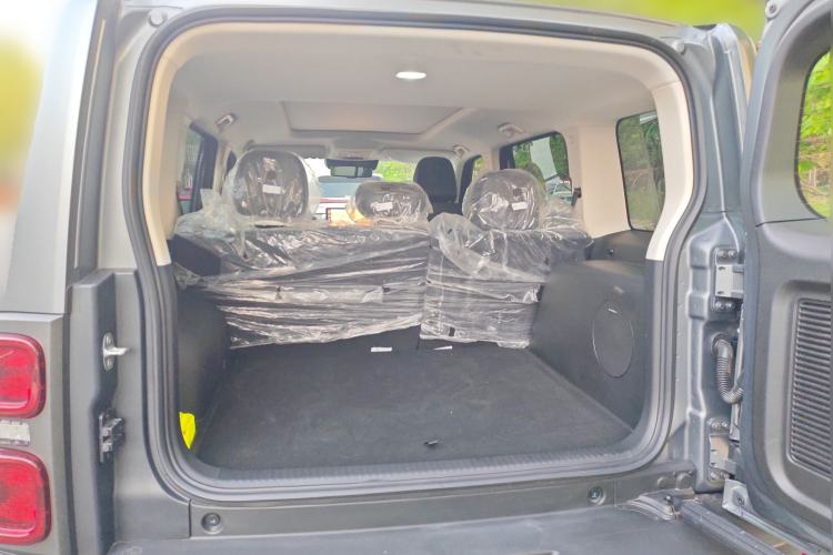 Used Haval Raptor New Energy 2024 Hi4 145 Cross-Over Edition Trunk