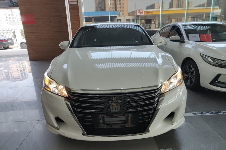 Used Toyota Crown 2018 2.0T Fashion Edition
