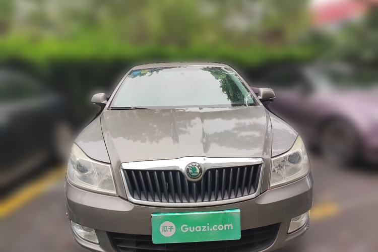 Used Skoda Octavia 2013 1.6L Automatic Yijie Edition Front