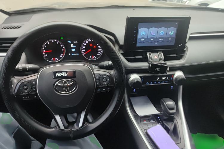 Used Toyota RAV4 2021 2.0L CVT Two-Wheel Drive Urban Edition
