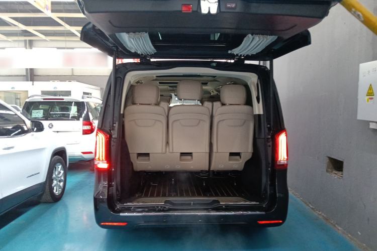 Used Mercedes-Benz V-Class 2021 V 260 L Long-wheelbase Luxury Edition