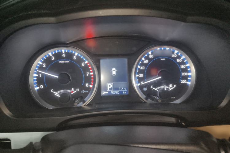 Used Toyota Highlander 2018 2.0T Four-Wheel Drive Elite Edition 7 Seats China VI Standard