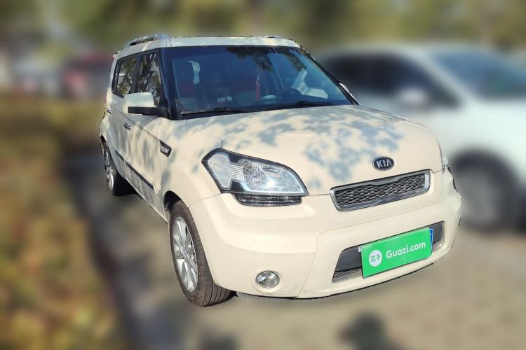 Used Kia Soul 2013 1.6L AT GL Front Right 45 Deg