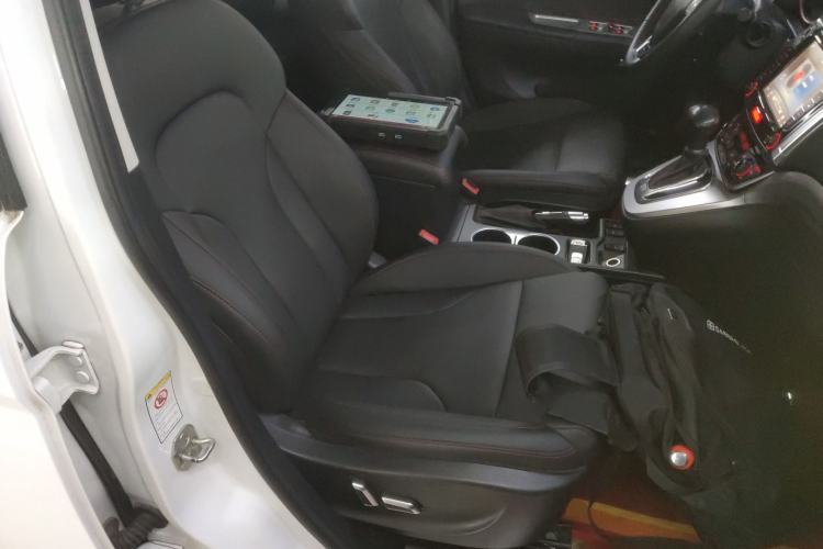 Used Haval H6 2015 Sport Edition 1.5T Automatic Two-Wheel Drive Luxury Model
