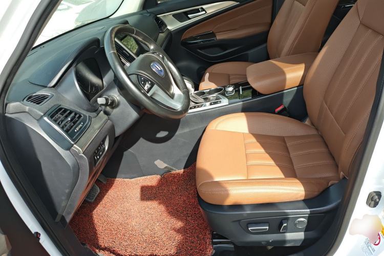 Used Changan CS95 2017 2.0T Two-Wheel Drive Zhitu Edition
