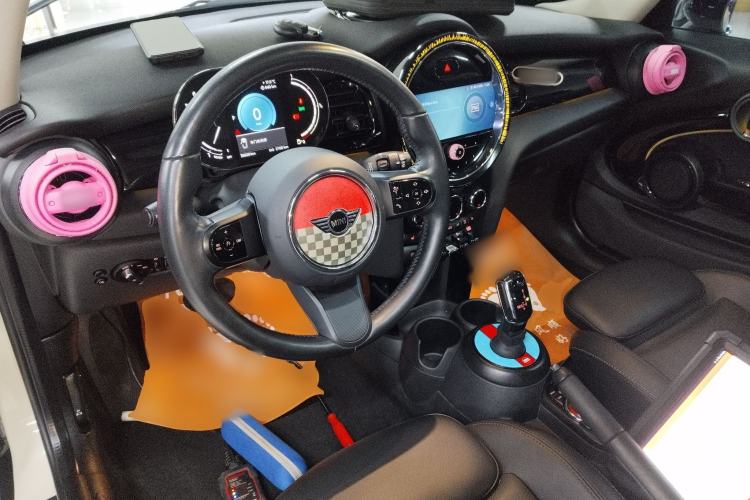 Used MINI MINI 2022 1.5T COOPER Classic Edition
