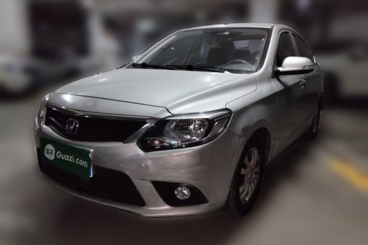Used CHANGAN Alsvin V3 2015 1.4L Manual Warm-Hearted Model China IV Standard