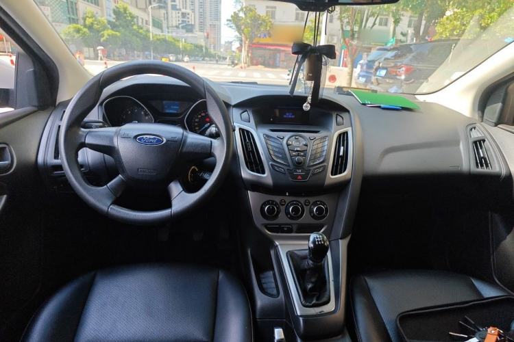 Used Ford Focus 2012 Hatchback 1.6L Manual Comfort Model