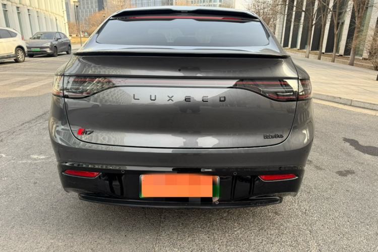 Used Hima Luxeed R7 2024 All-Electric 736 km Ultra