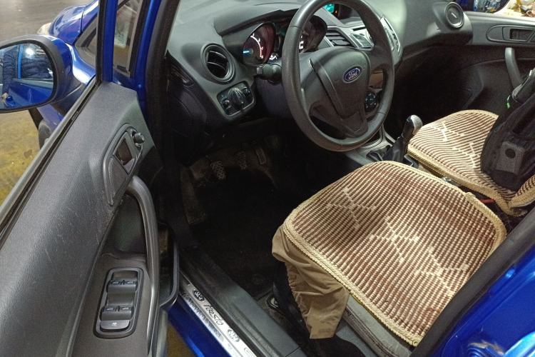 Used Ford Fiesta 2013 Hatchback 1.5L Manual Fashion Edition Driver Seat