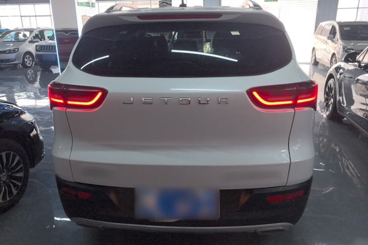 Used JETOUR X70M 2022 1.5T Manual Advanced Partner 7-Seater
