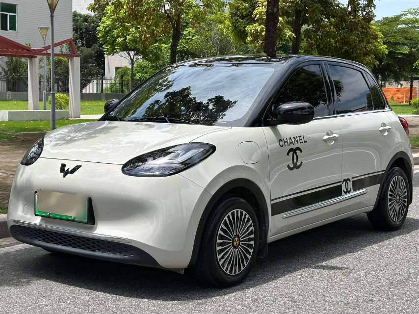 Pod przodem