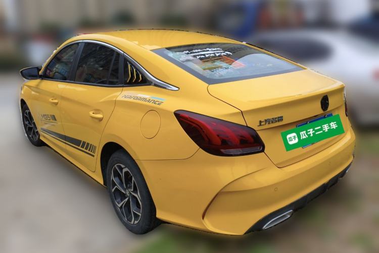 Used MG 5 2022 180 DVVT Manual Youth Luxury Edition
