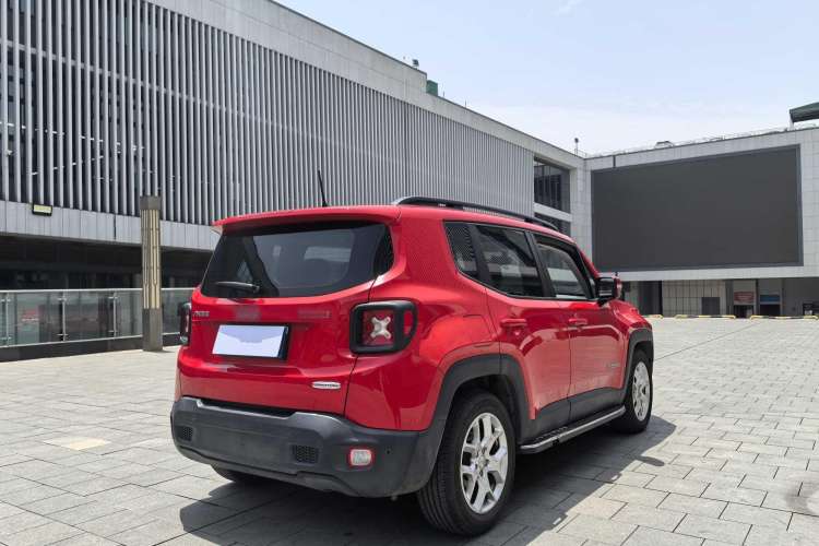 Used Jeep Renegade 2018 Connected Large Screen Version 180TS Automatic High-Energy Edition