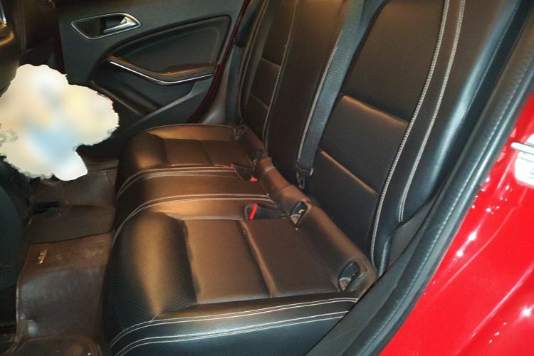 Used Mercedes-Benz GLA 2015 GLA 220 4MATIC Fashion Model
