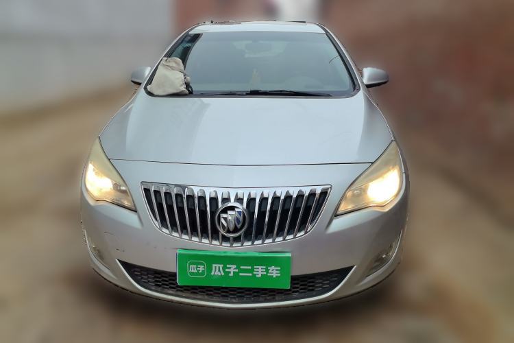 Used Buick GT 2010 XT 1.6L Manual Entry-Level Model
