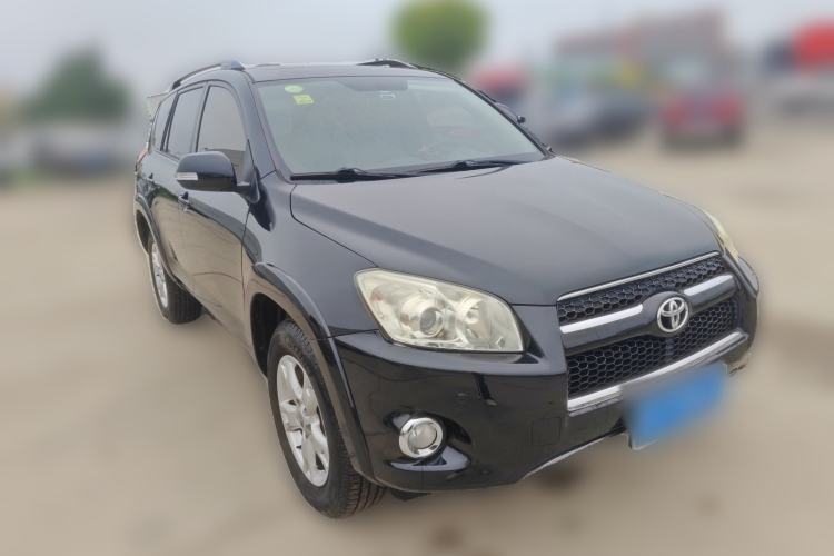 Used Toyota RAV4 2011 2.0L Automatic Luxury Edition Front Right 45 Deg