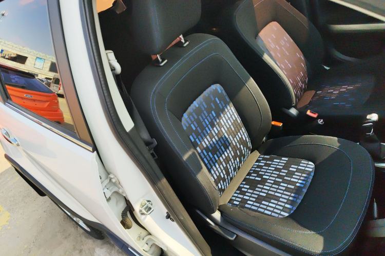 Used Haval H1 2017 Red-Label 1.5L AMT Comfort Model