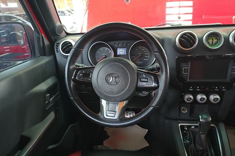 Used BAIC Off-Road BJ40 2017 40L 2.3T Automatic All-Wheel Drive Ring of the Tower Champion Edition