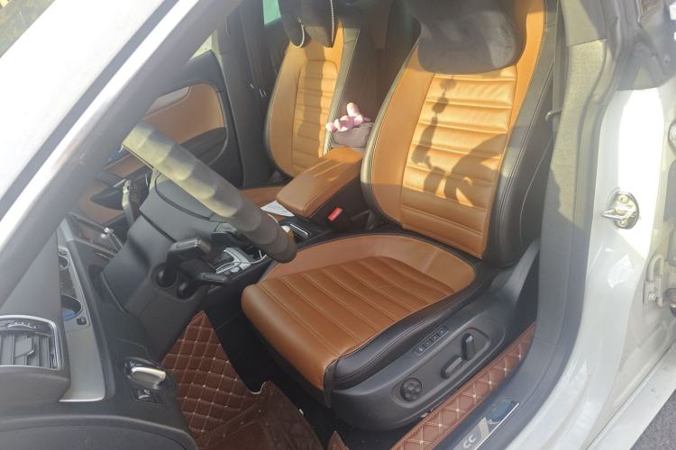 Used Volkswagen FAW-Volkswagen CC 2015 1.8TSI Luxury Model Left Front Seat