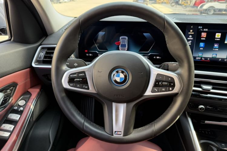 Used BMW i3 2024 eDrive 35 L
